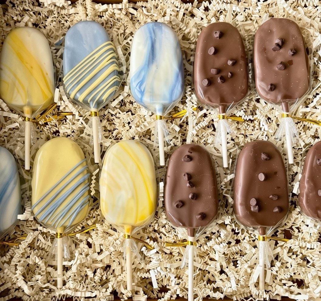 Gift box cake pops