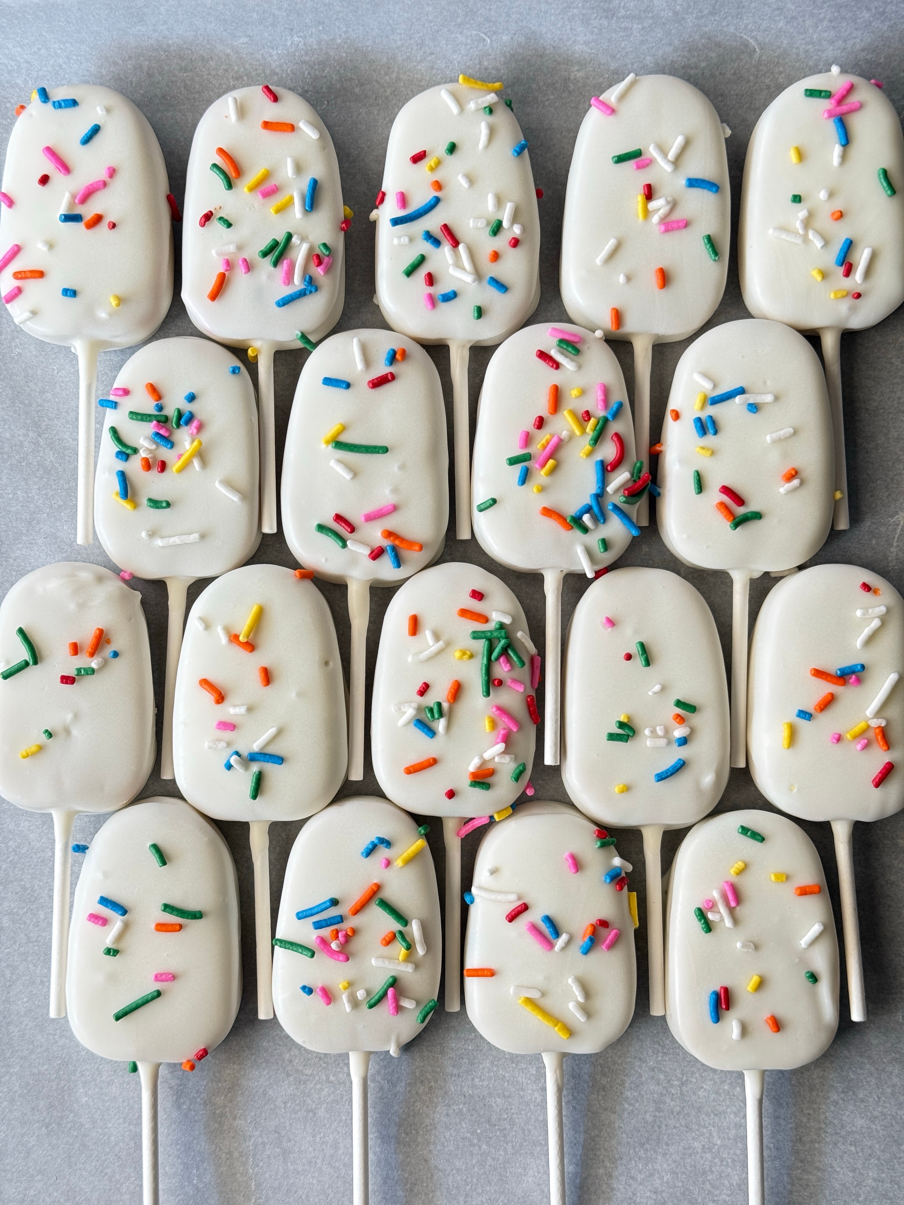 Birthday Cake cake pop